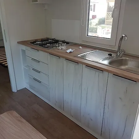Victoria Mobilehome In Centro Vacanze San Francesco Kemp 5*