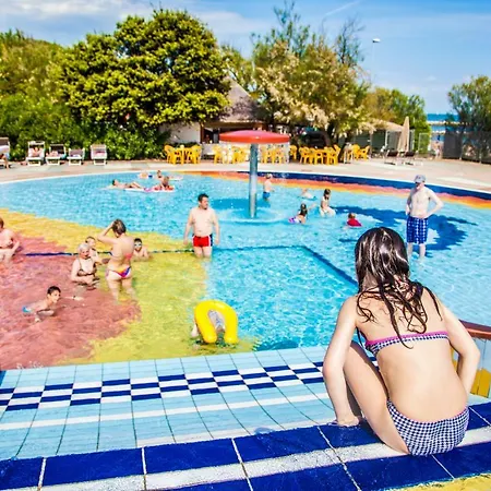Victoria Mobilehome In Centro Vacanze San Francesco