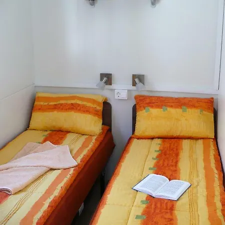 Victoria Mobilehome In Centro Vacanze San Francesco Kemp